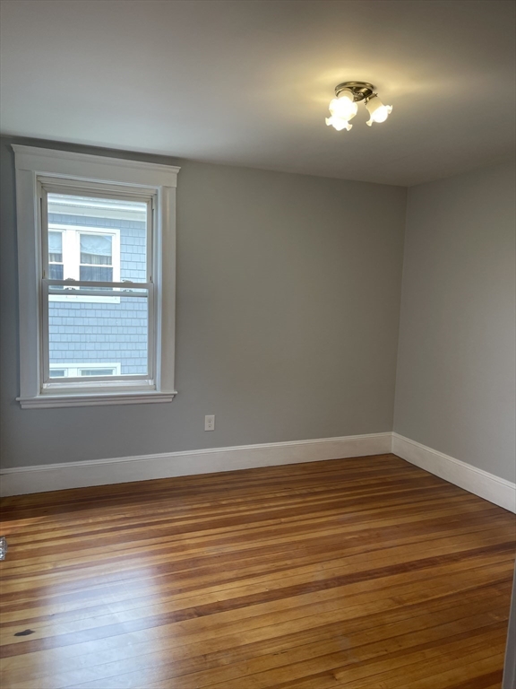 Watertown, Massachusetts 02472, United States, 3 Bedrooms Bedrooms, ,2 BathroomsBathrooms,Residential,Active,187460