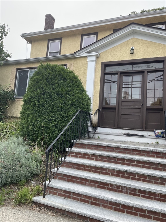 Watertown, Massachusetts 02472, United States, 3 Bedrooms Bedrooms, ,2 BathroomsBathrooms,Residential,Active,187460