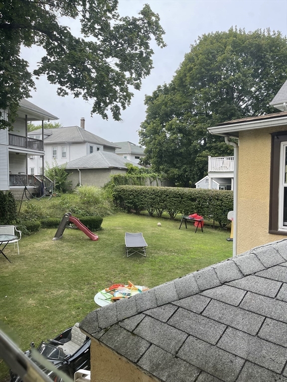 Watertown, Massachusetts 02472, United States, 3 Bedrooms Bedrooms, ,2 BathroomsBathrooms,Residential,Active,187460