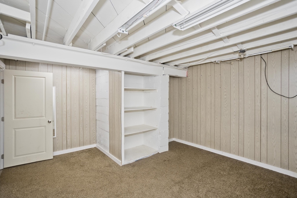 Springfield, Massachusetts 01128, United States, 3 Bedrooms Bedrooms, ,2 BathroomsBathrooms,Residential,Active,151692