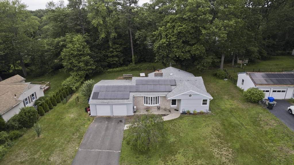 Springfield, Massachusetts 01128, United States, 3 Bedrooms Bedrooms, ,2 BathroomsBathrooms,Residential,Active,151692