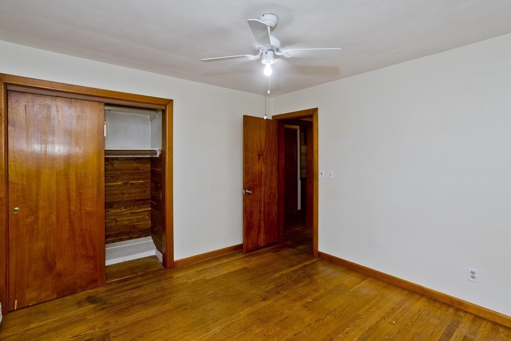 Springfield, Massachusetts 01128, United States, 3 Bedrooms Bedrooms, ,2 BathroomsBathrooms,Residential,Active,151692