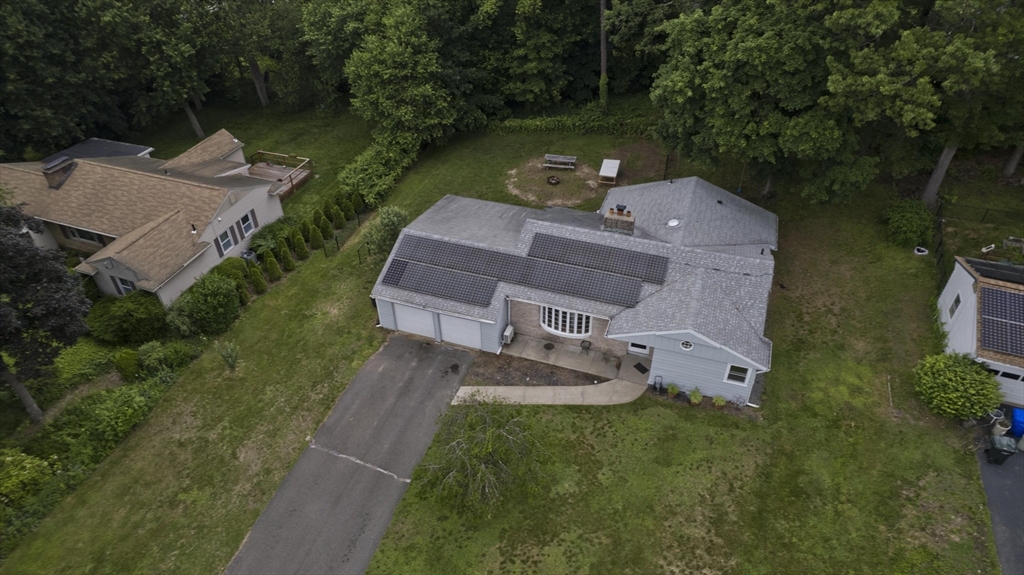 Springfield, Massachusetts 01128, United States, 3 Bedrooms Bedrooms, ,2 BathroomsBathrooms,Residential,Active,151692