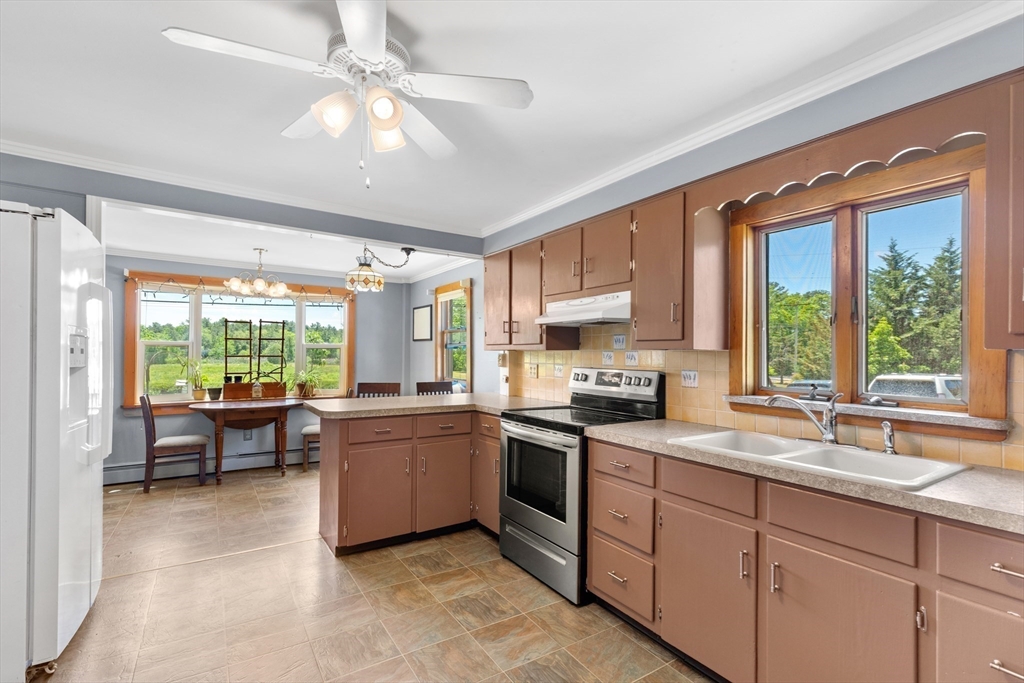 189 Blackmore Pond Rd