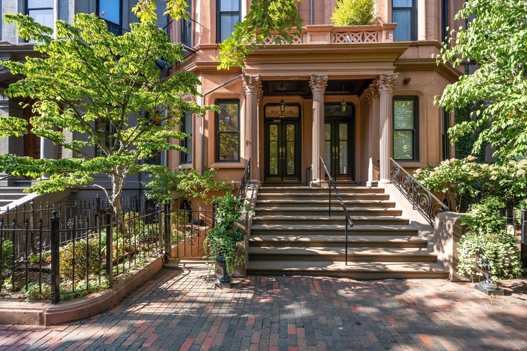 15 Marlborough St G