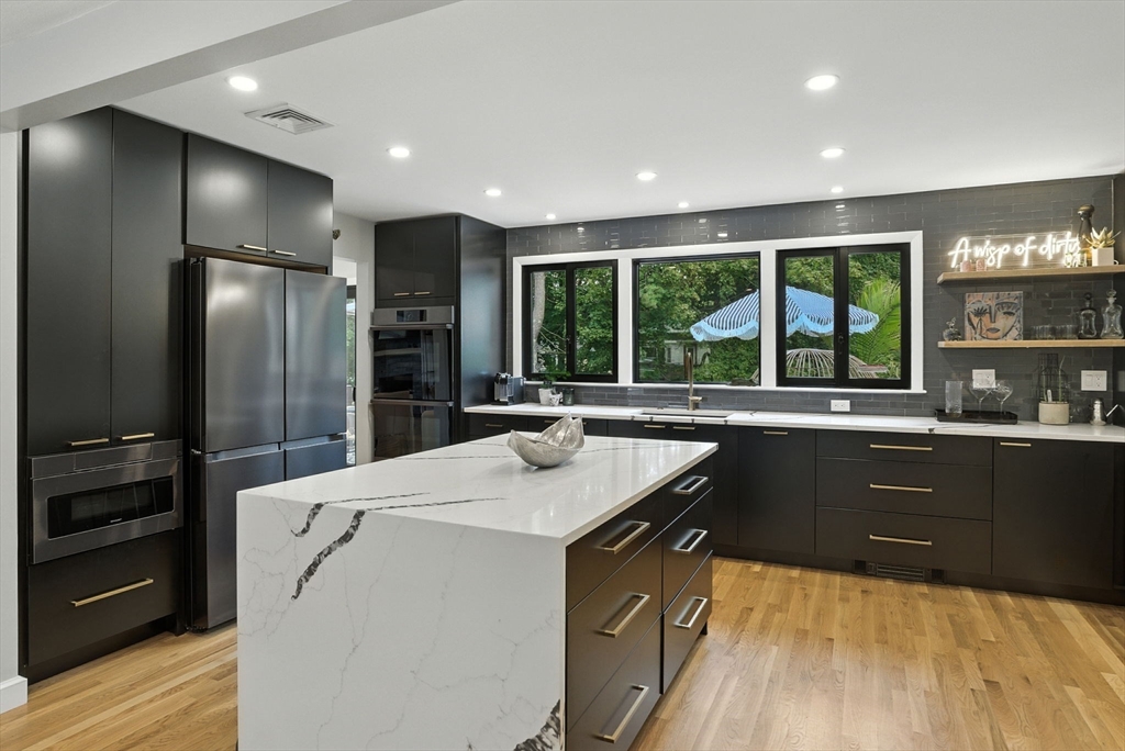 30 Linda Rd