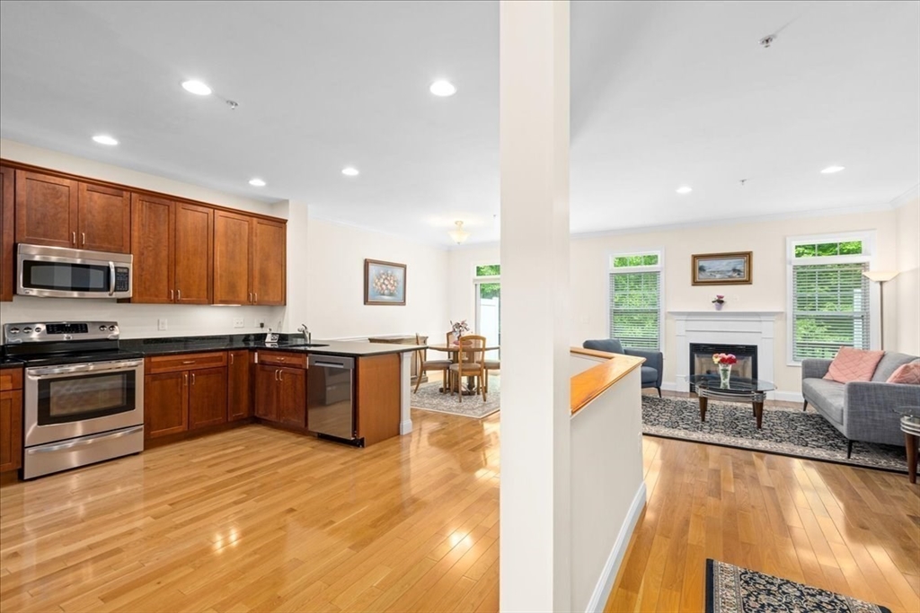 64 Lincoln Lane 64