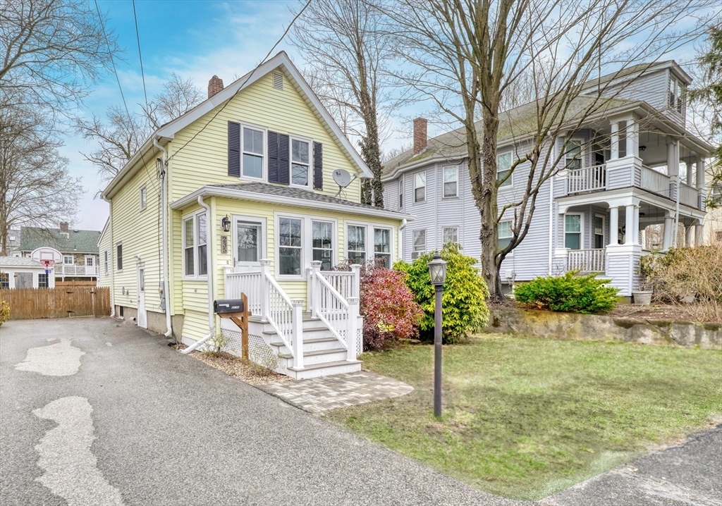 235 Curve Street