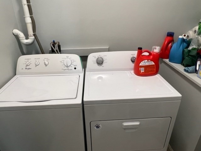 Natick, Massachusetts 01760, United States, 3 Bedrooms Bedrooms, ,1 BathroomBathrooms,Residential,Active,173413