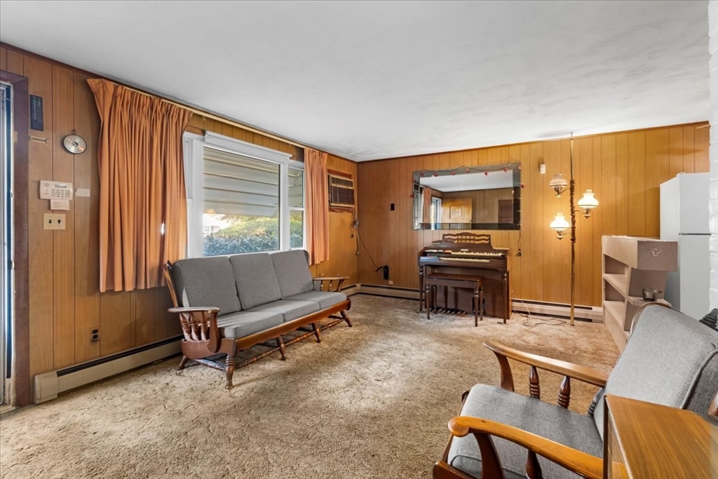 33 Clara Rd