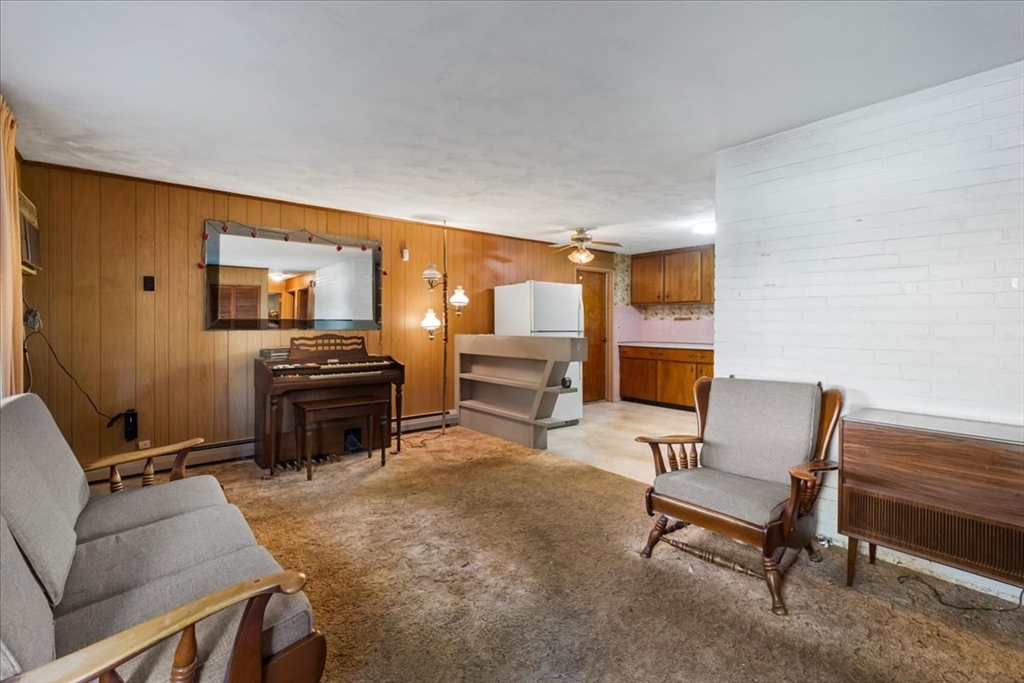 33 Clara Rd