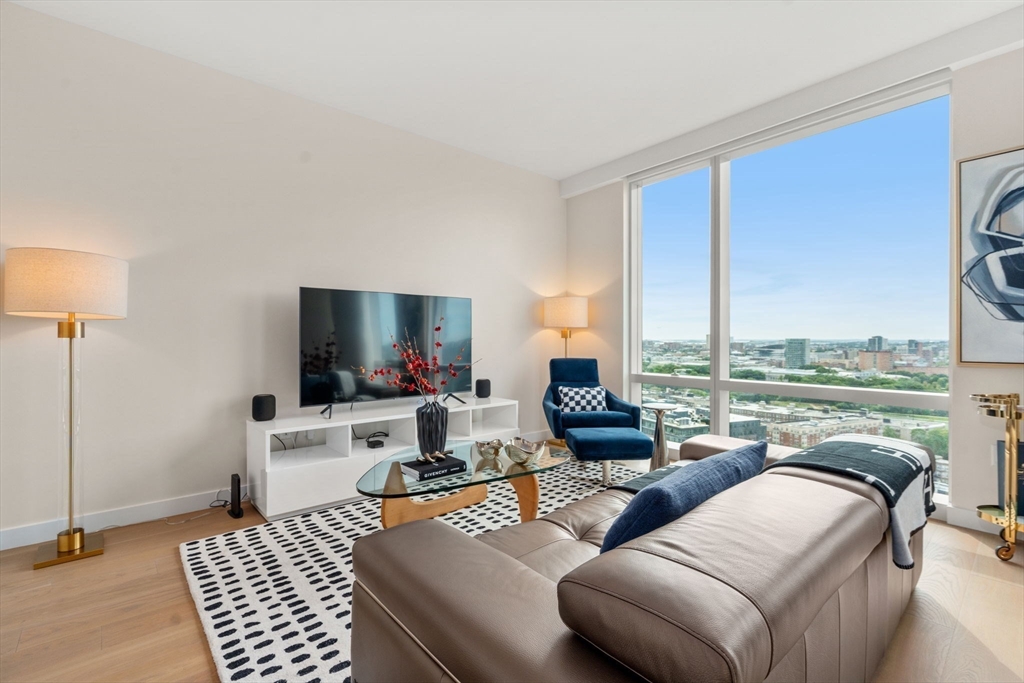 188 Brookline Ave 21B