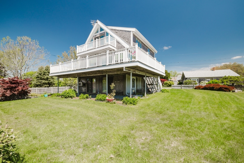 5 Bayview Ave