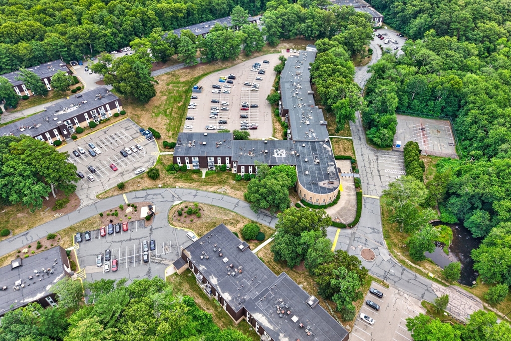 11 Shadowbrook Ln #22, Milford, MA Photo #36