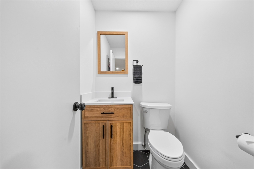 11 Shadowbrook Ln #22, Milford, MA Photo #13