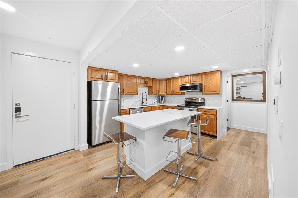 11 Shadowbrook Ln #22, Milford, MA Photo #16