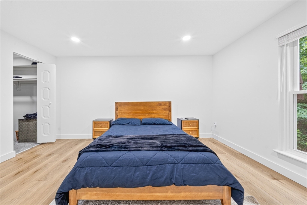 11 Shadowbrook Ln #22, Milford, MA Photo #14