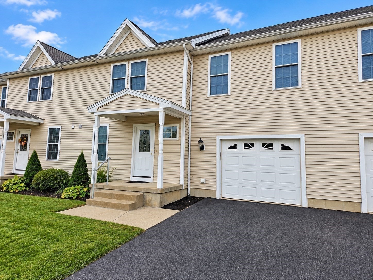 54 East Silver Street #C, Westfield, MA, 54 East Silver Street #C, Westfield, MA Photo #3