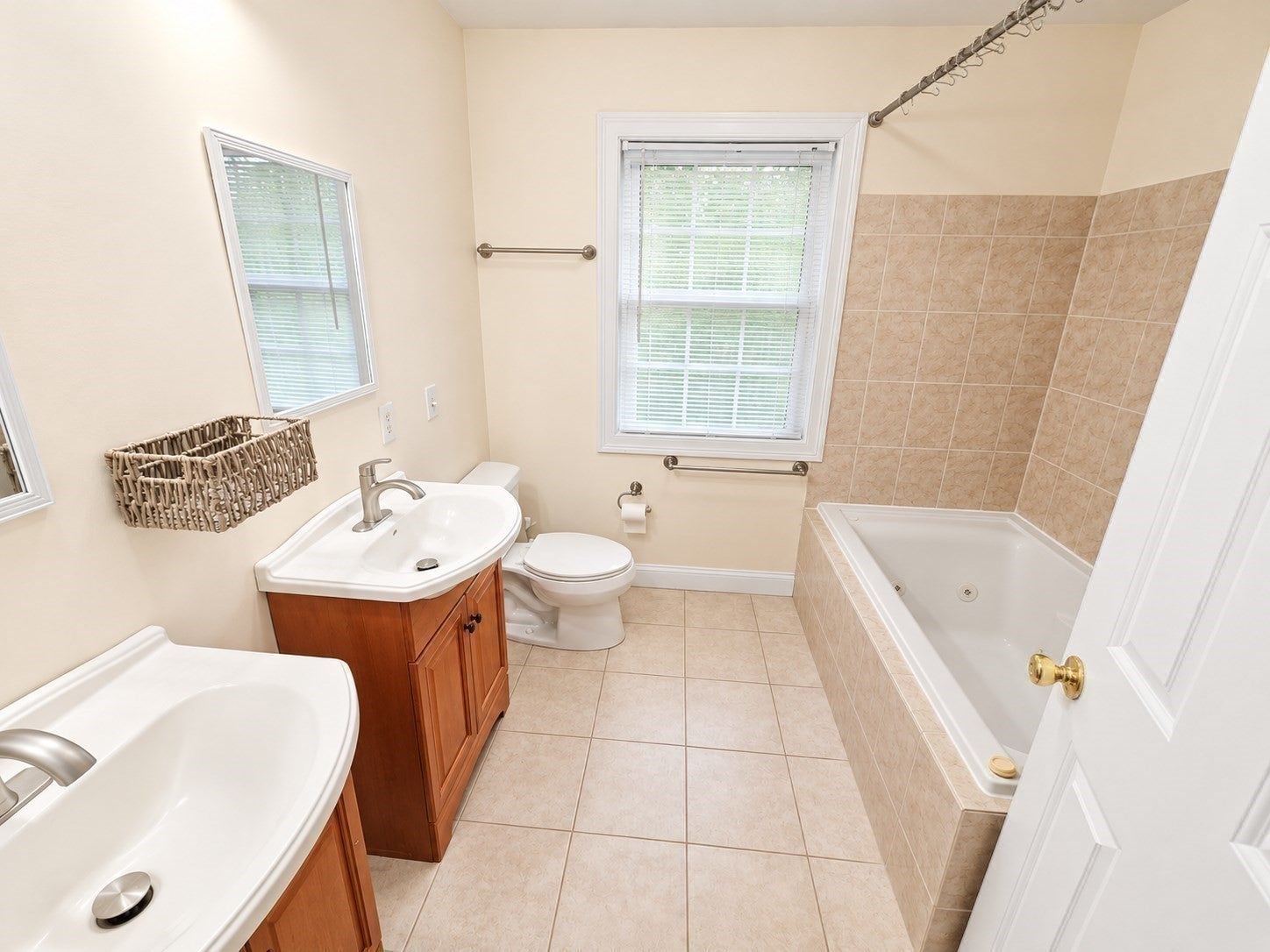 54 East Silver Street #C, Westfield, MA, 54 East Silver Street #C, Westfield, MA Photo #14