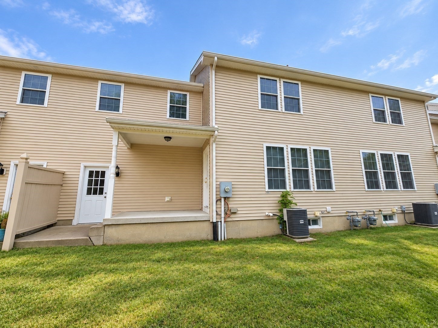 54 East Silver Street #C, Westfield, MA, 54 East Silver Street #C, Westfield, MA Photo #4