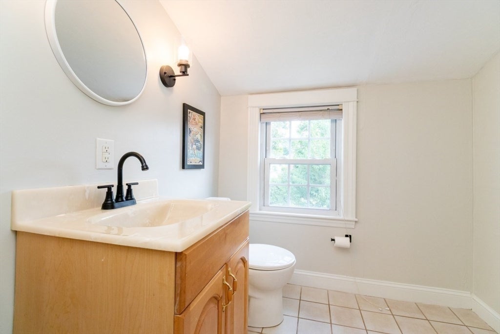 52 Chisholm Rd, Weymouth, MA Photo #18