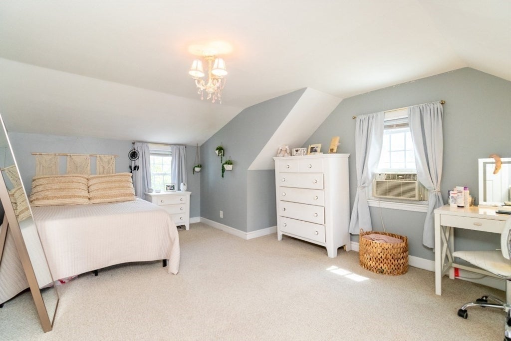 52 Chisholm Rd, Weymouth, MA Photo #16