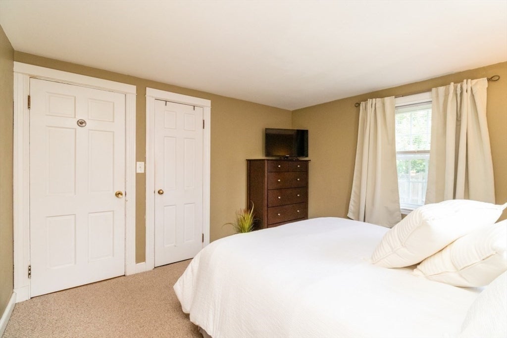 52 Chisholm Rd, Weymouth, MA Photo #15