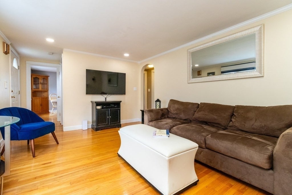 52 Chisholm Rd, Weymouth, MA Photo #12