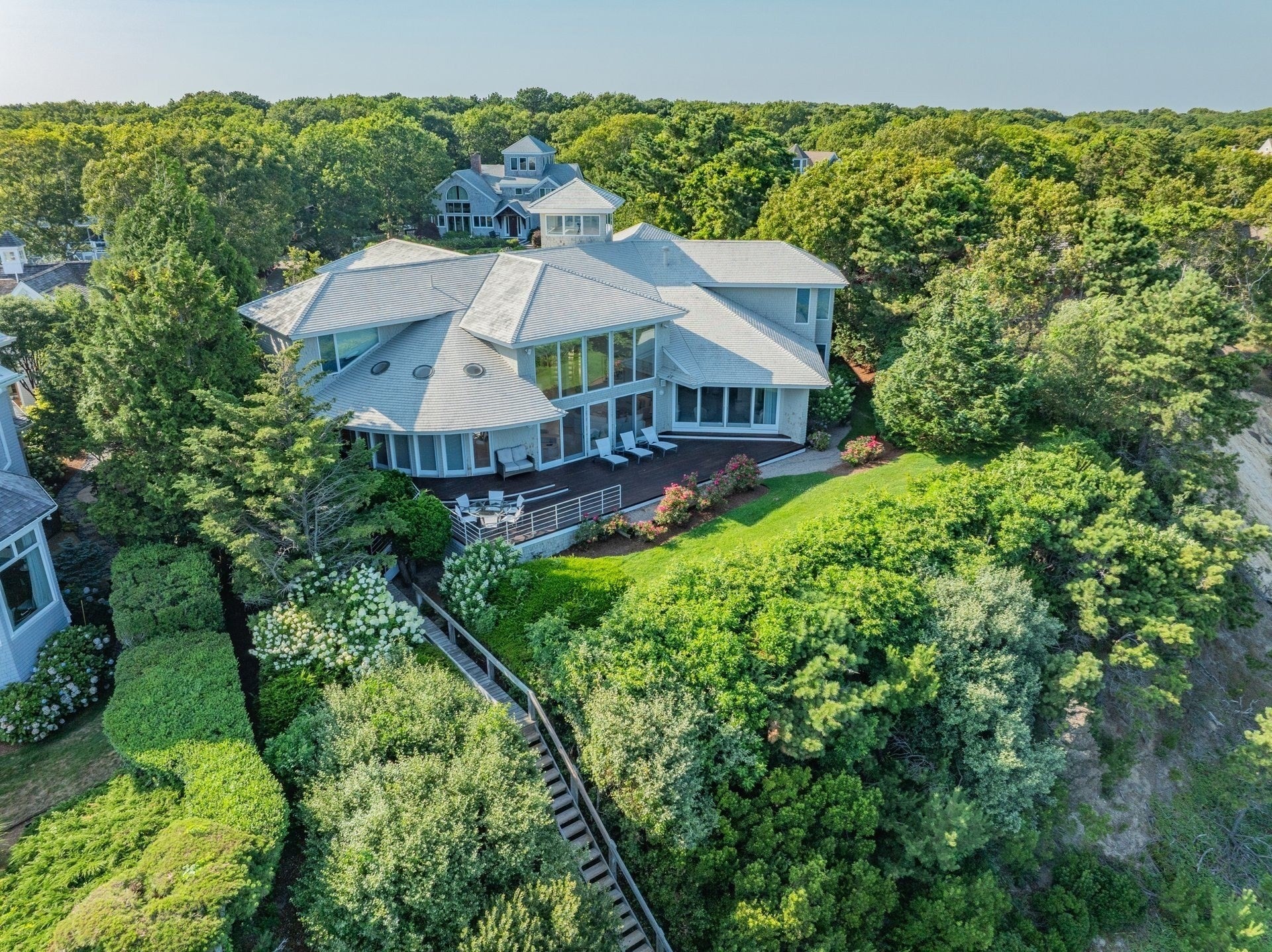 40 Triton Way