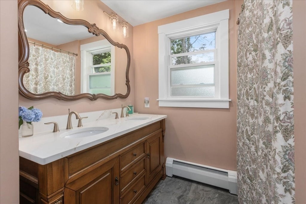 65 Congress St, Amesbury, MA Photo #18