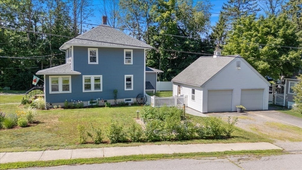 65 Congress St, Amesbury, MA Photo #3
