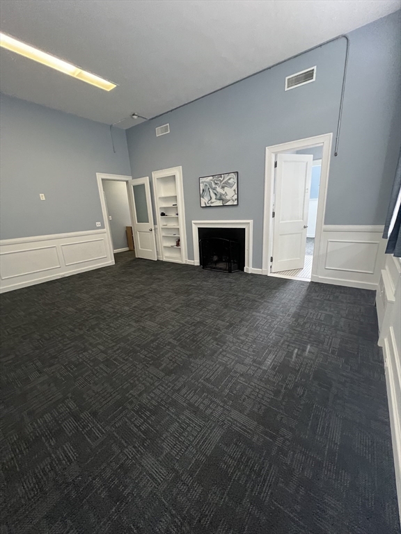 Fall River, Massachusetts 02724, United States, ,1 BathroomBathrooms,Residential,Active,81868