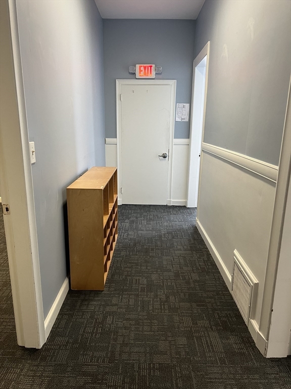 Fall River, Massachusetts 02724, United States, ,1 BathroomBathrooms,Residential,Active,81868