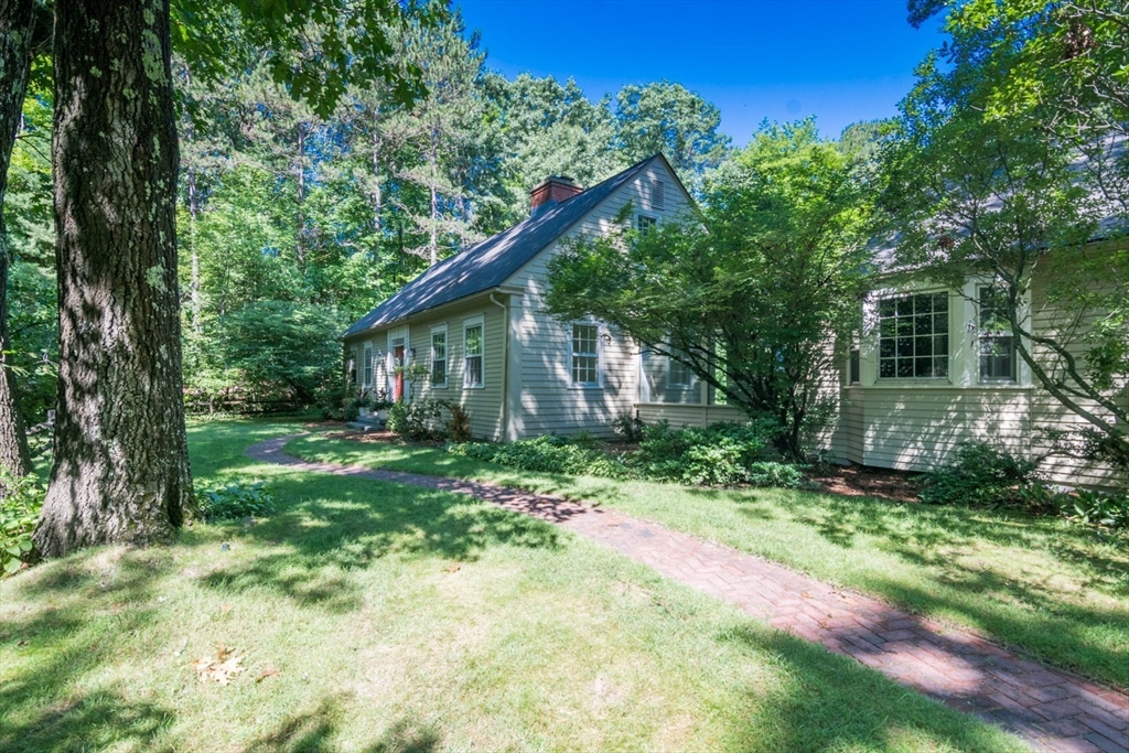100 Hilltop Rd