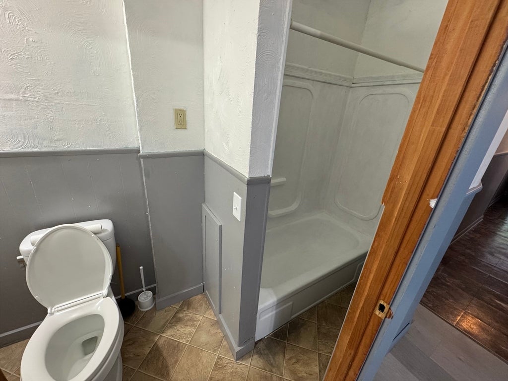 48 Union St, Southbridge, MA, 48 Union St, Southbridge, MA Photo #23