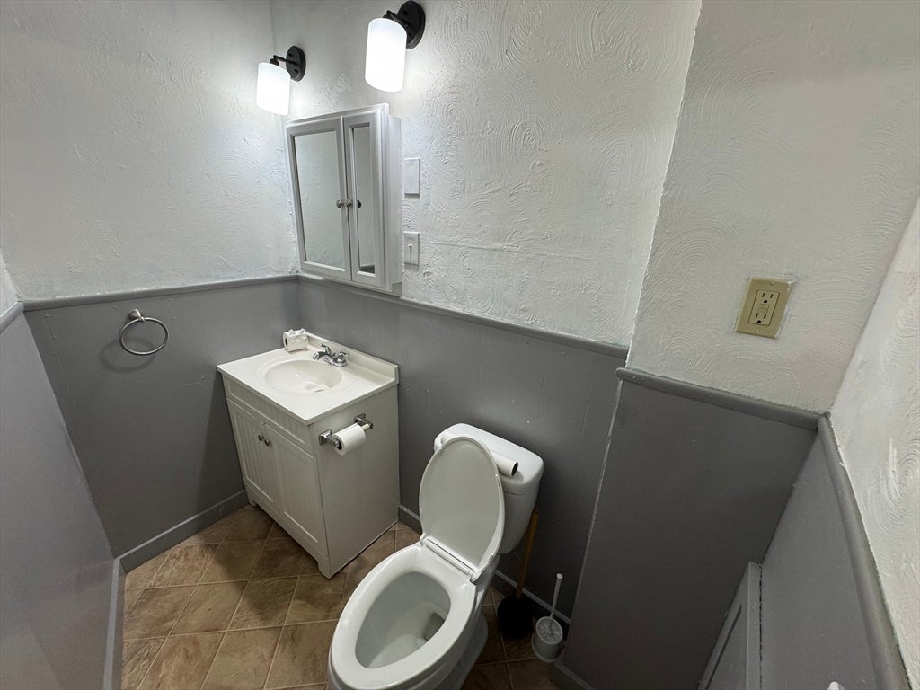 48 Union St, Southbridge, MA, 48 Union St, Southbridge, MA Photo #22