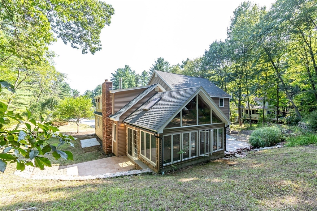 22 Old Coach Rd