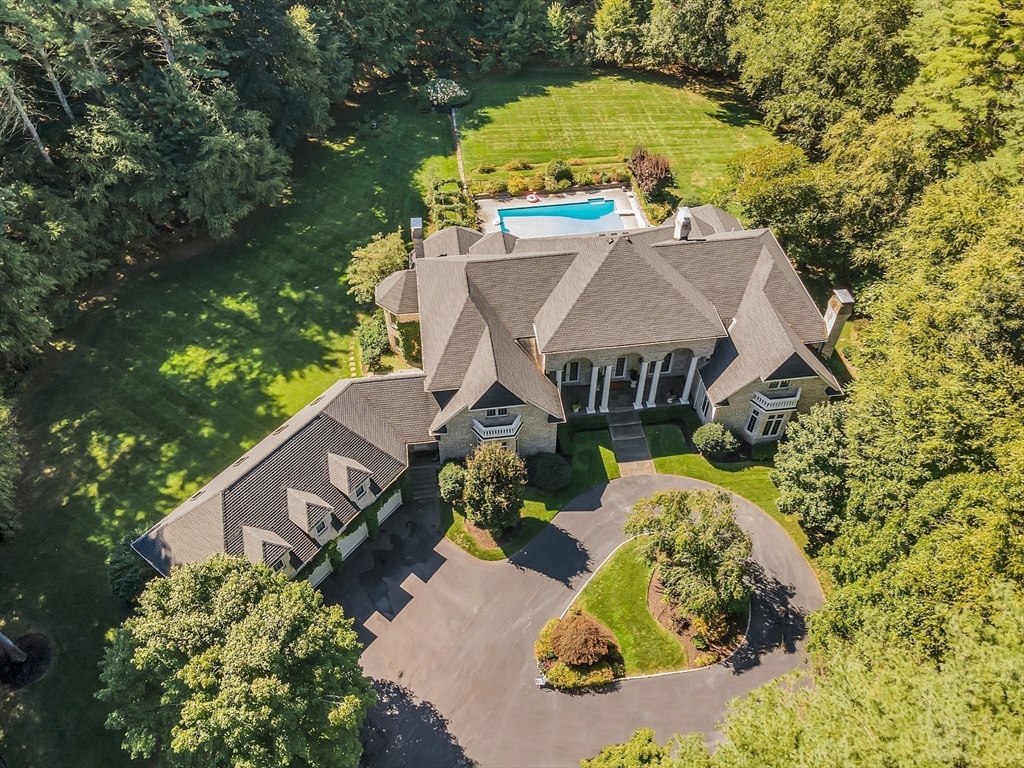 215 Monument Farm Rd