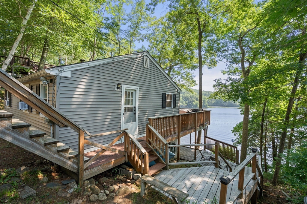 47 Sandy Beach Rd