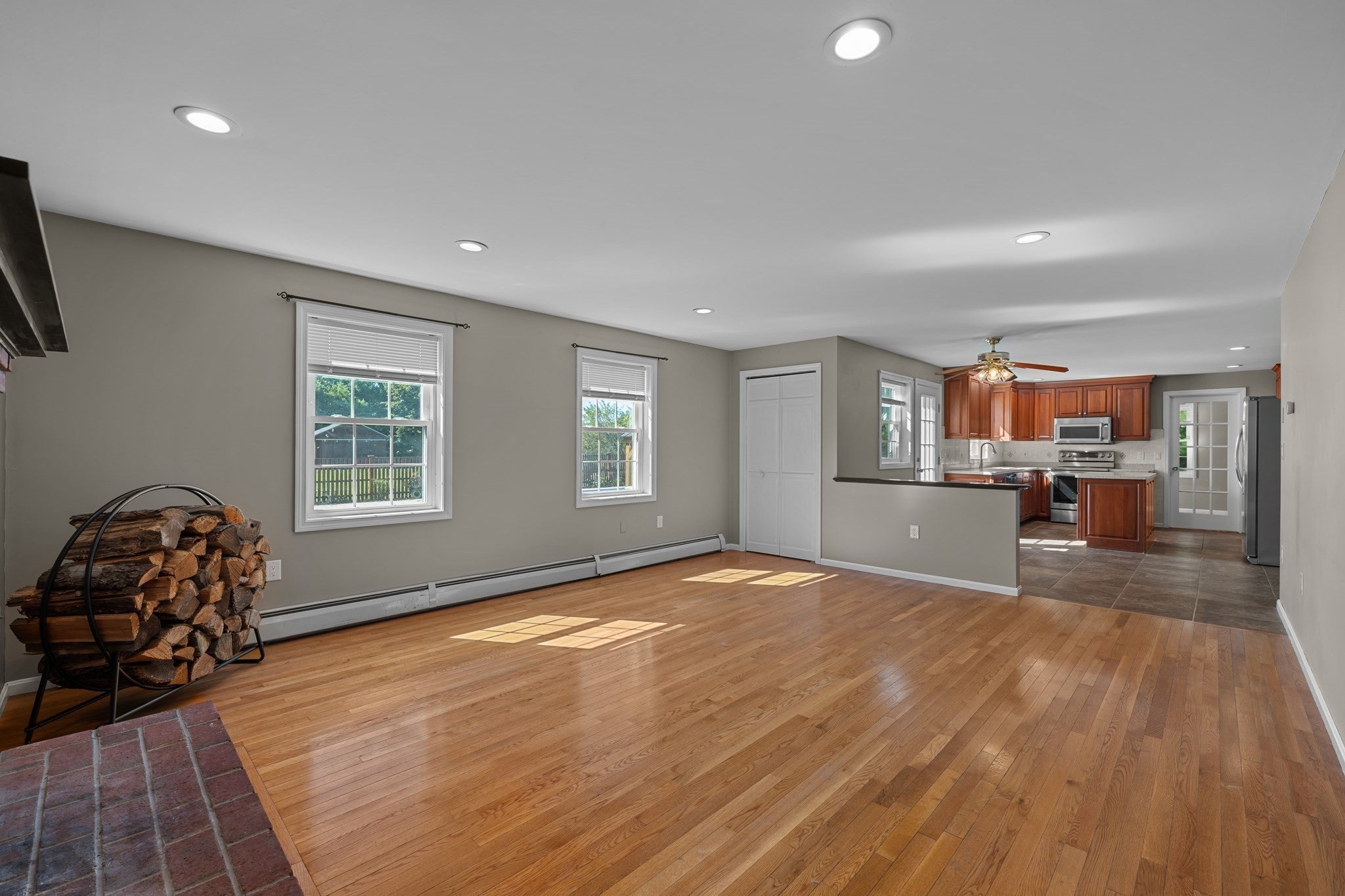 71 Nichols St, Holden, MA, 71 Nichols St, Holden, MA Photo #12