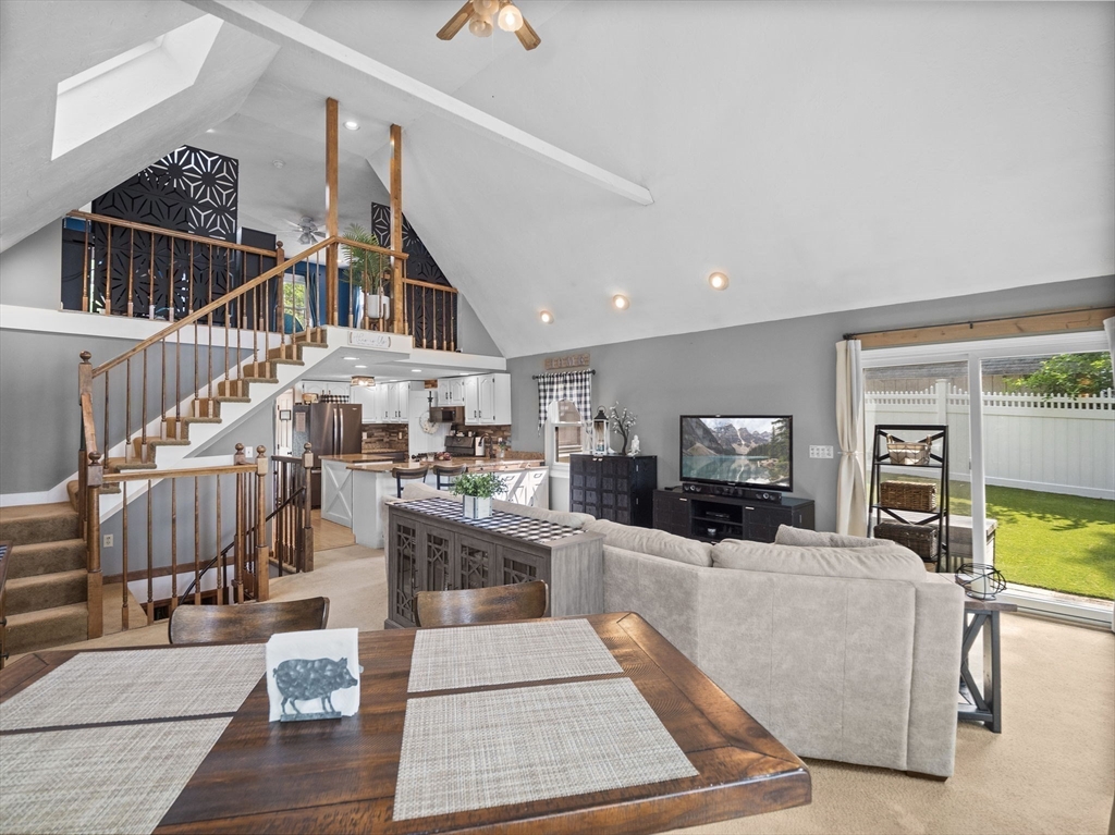 34 Lake Shore Dr S