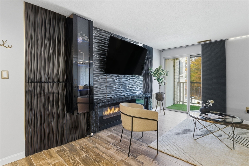 300 Park Terrace 354