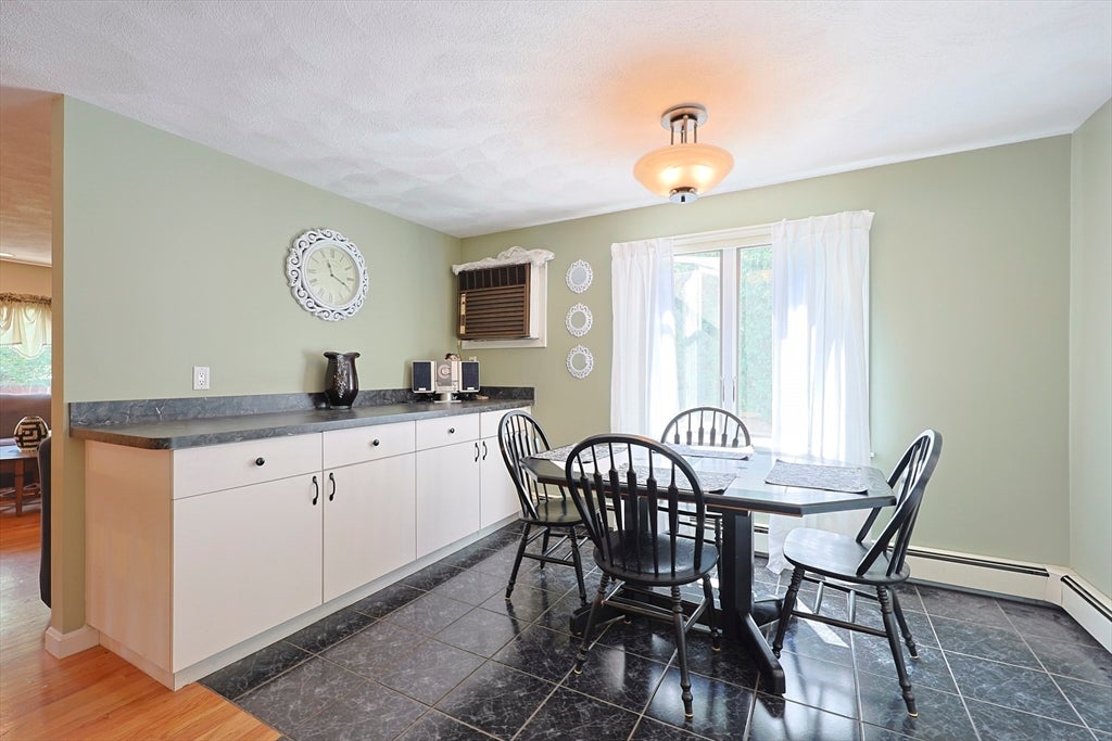 37 Cliftondale AVE, Saugus, MA, 37 Cliftondale AVE, Saugus, MA Photo #9
