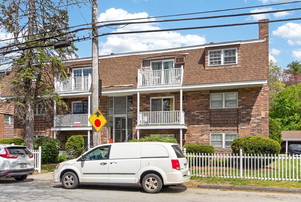 90 Beacon 12