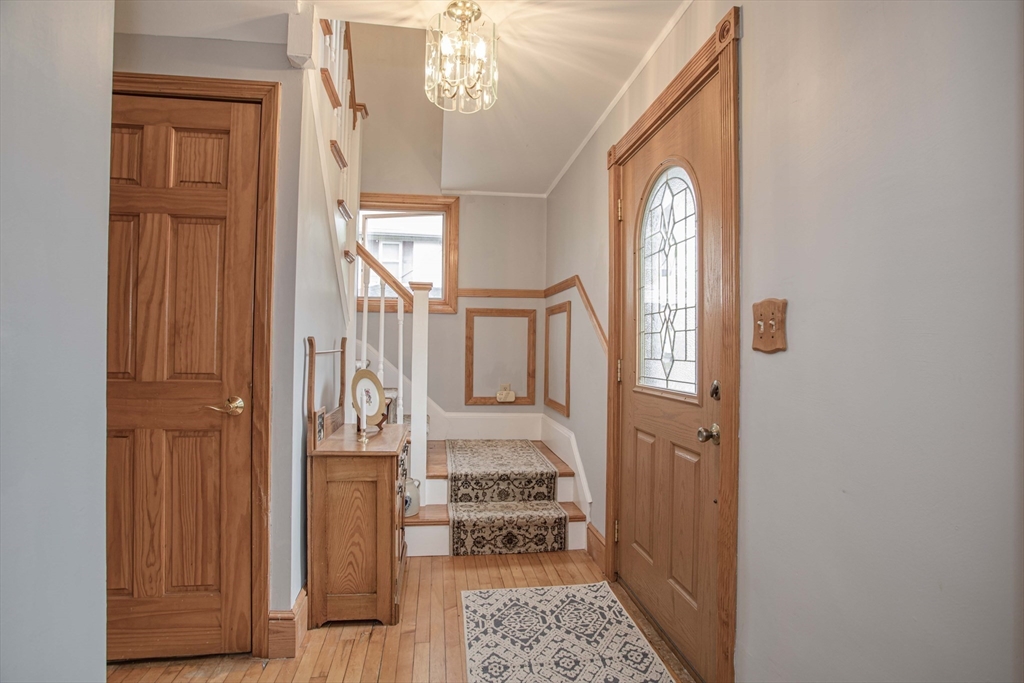 17 Davis Ave