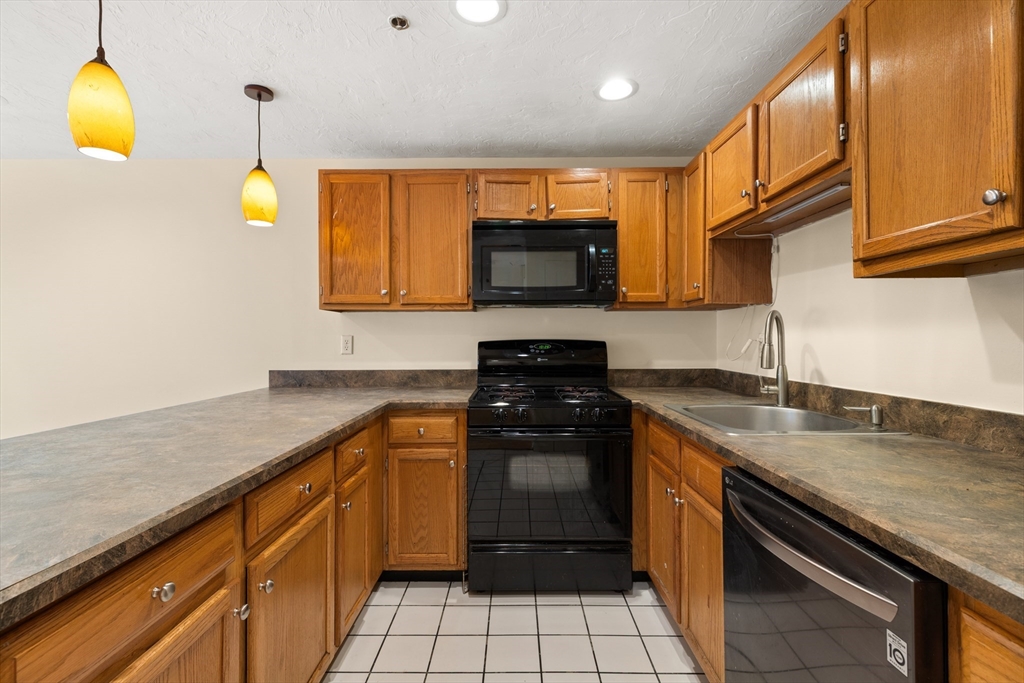 360 Littleton Rd H5