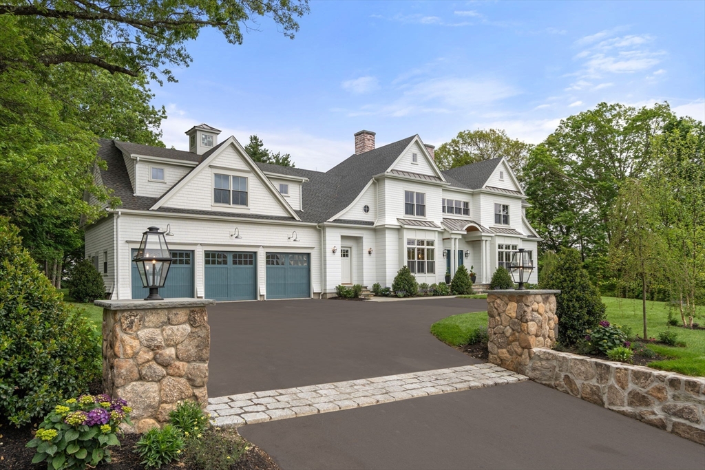 15 Lathrop Rd