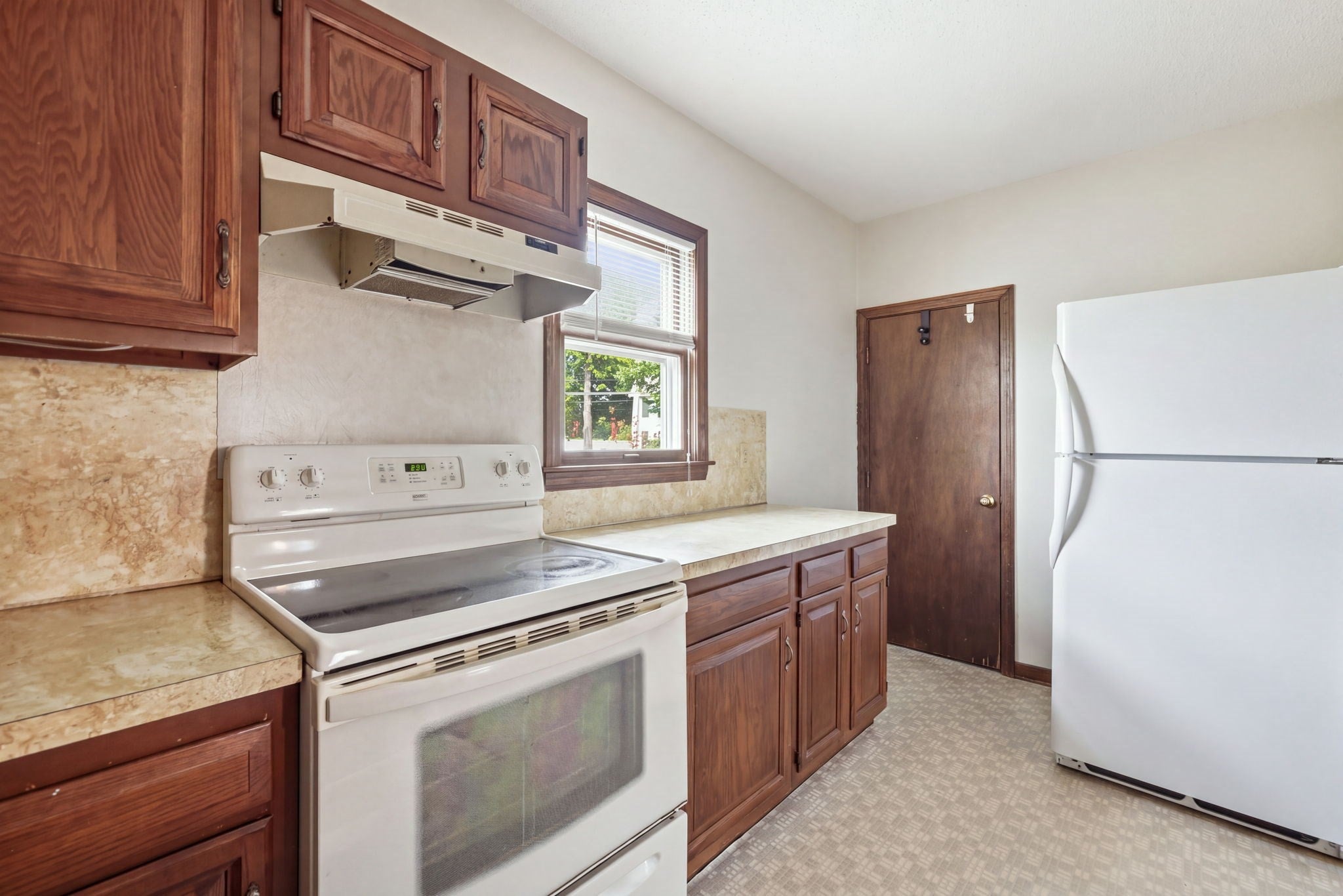 107 Princeton St, Chelmsford, MA, 107 Princeton St, Chelmsford, MA Photo #10