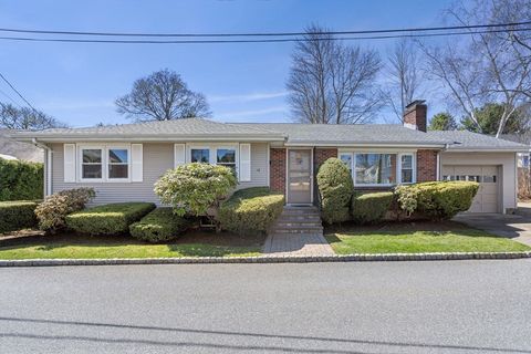 10 Ruby Terrace Marblehead MA 01945