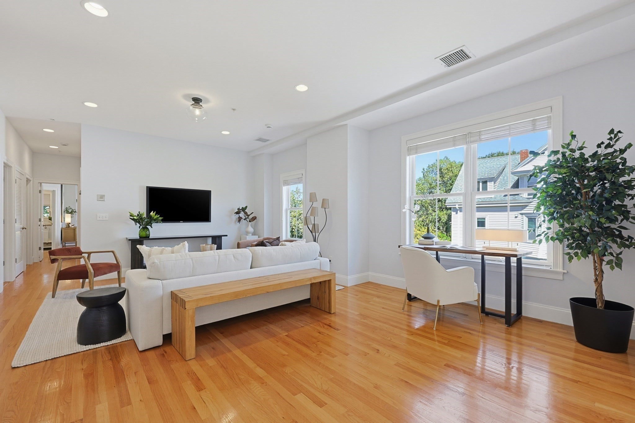 45 Endicott Ave 8